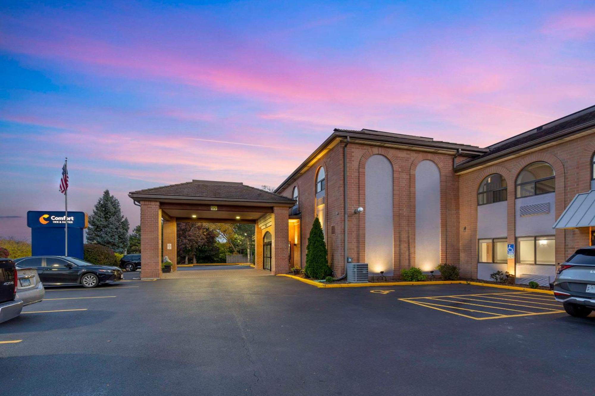 Comfort Inn & Suites Mundelein-Vernon Hills Exteriör bild