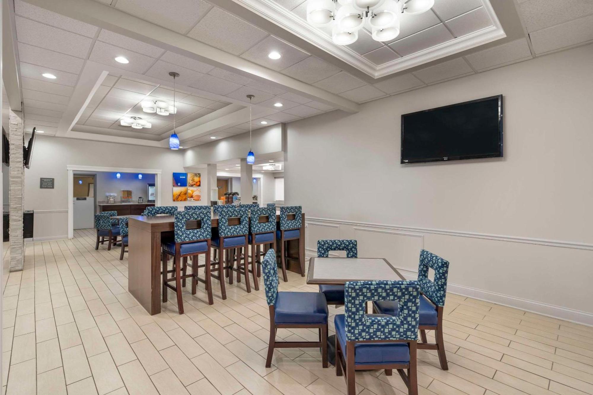Comfort Inn & Suites Mundelein-Vernon Hills Exteriör bild